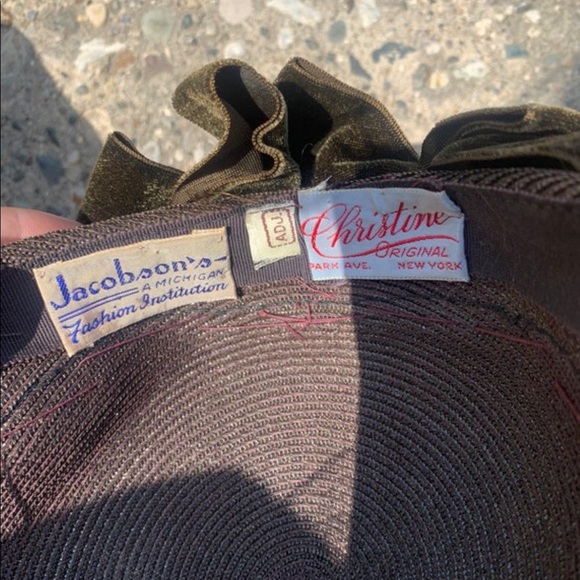 VINTAGE CHRISTINE ORIGINAL BERET - Picture 3 of 3